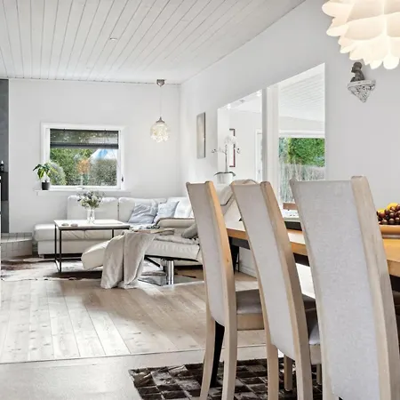 Holiday home Elemine - 300m To The Inlet By Interhome