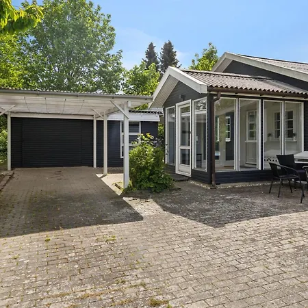 Elemine - 300m To The Fjord By Interhome *