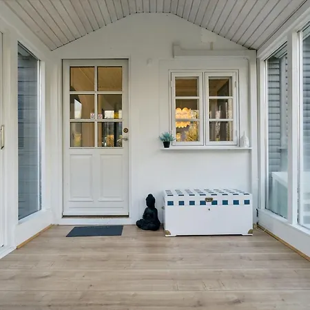 Elemine - 300m To The Fjord By Interhome Semesterbostad *